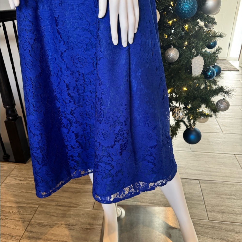 Gabby Skye Cobalt Blue Lace Midi Dress - Picture 4 of 12